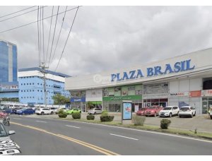 AV. BRASIL / PLAZA BRASIL / 194M/ 2 BAÑOS / 2 NIVELES / VIA PRINCIPAL