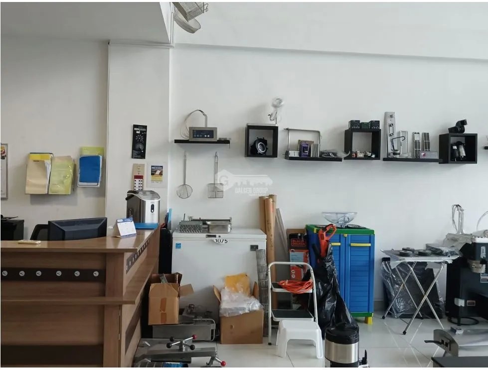 CENTENNIAL / CENTRO PLAZA / 102M / 1BAÑO / PLANTA BAJA MEZZANINE HA