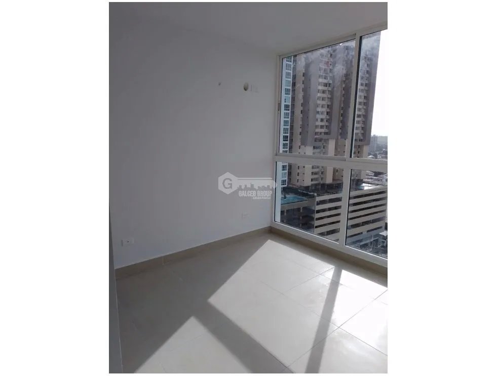 12 DE OCTUBRE / PH CENTERPOINT TOWER / 77M /LINEA BLANCA / BALCON