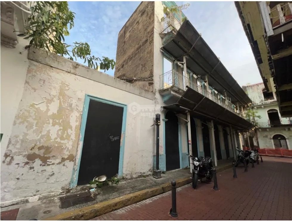 CASCO VIEJO / CASA DE LOS ARCOS / 365 M2