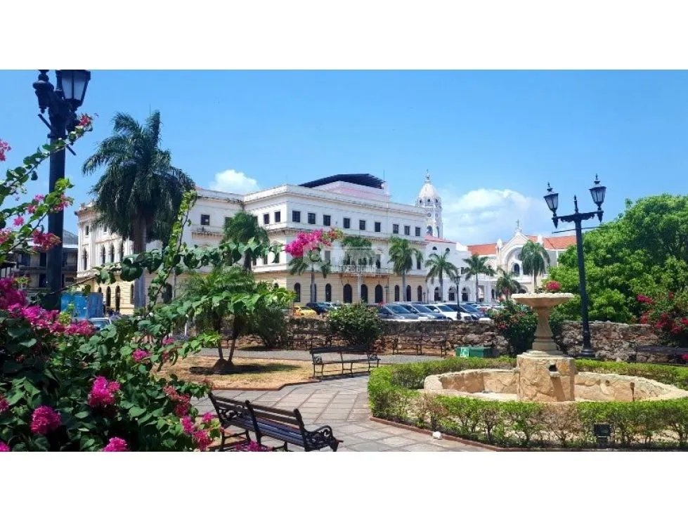 CASCO VIEJO / EDIFICIO HISTORICO / 328 M2