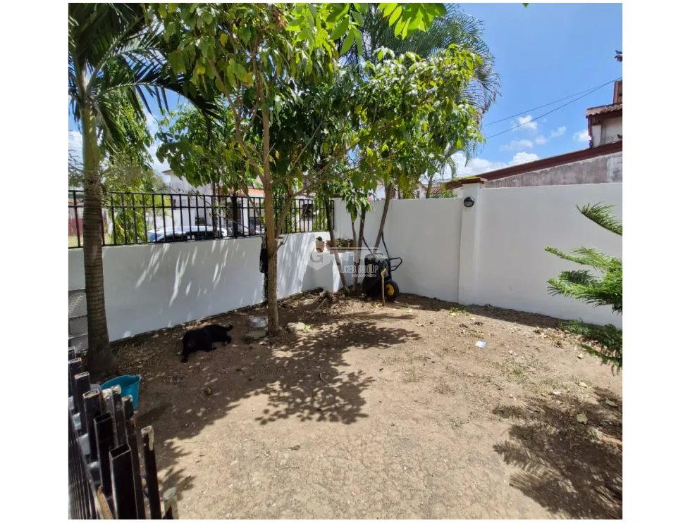 LAS CUMBRES / QUINTAS DEL LAGO / 300M / 3 HABITACION / TERRAZA / PATIO