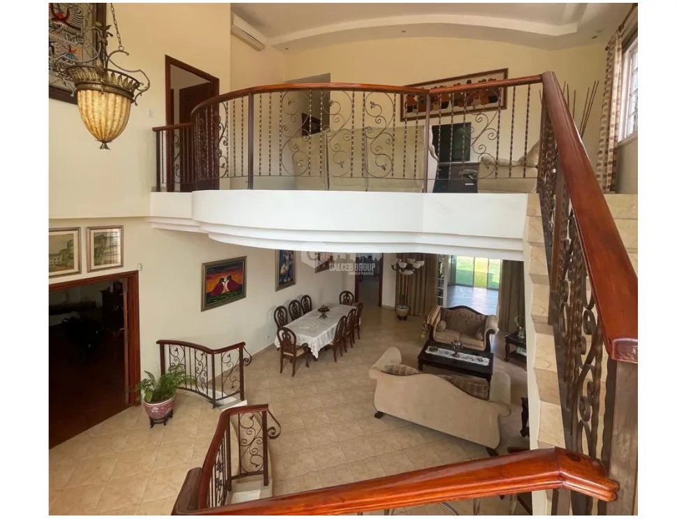 SE VENDE CASA LAS CUMBRES RESIDENCIAL EL ROCIO DE 2 NIVELES Y TERRAZA
