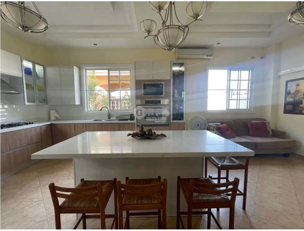 SE VENDE CASA LAS CUMBRES RESIDENCIAL EL ROCIO DE 2 NIVELES Y TERRAZA