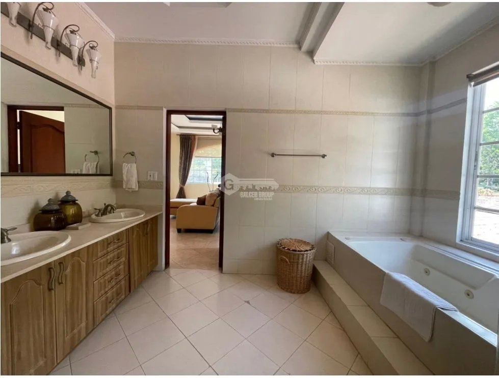 LAS CUMBRES / RESIDENCIAL EL ROCIO / 497M / 3 HABITACIONES / 2 NIVELES