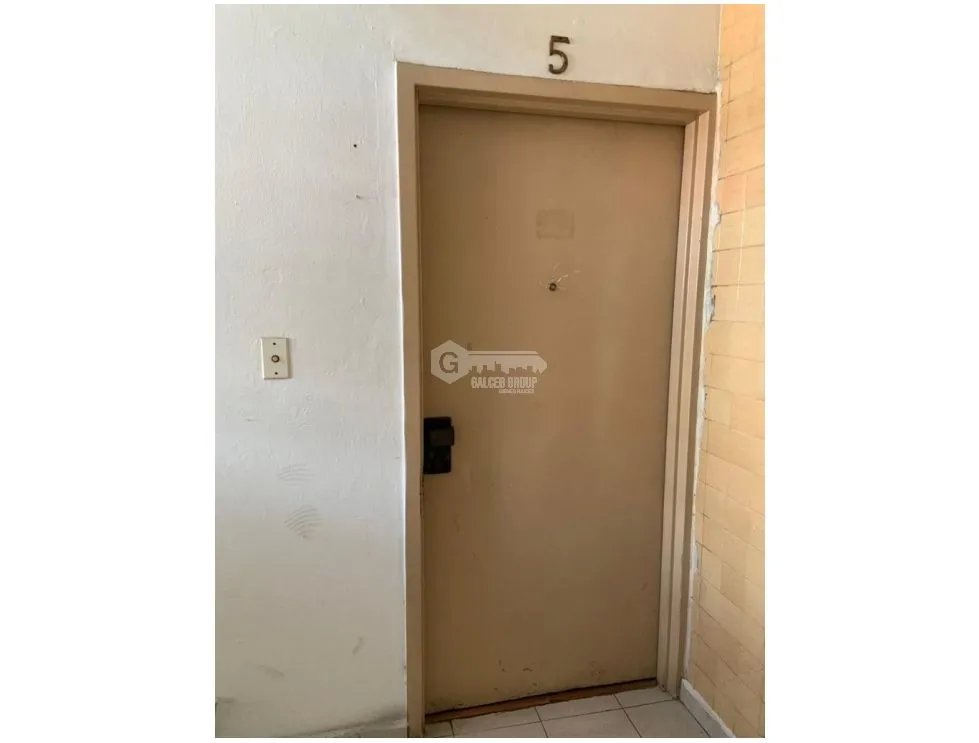 SE VENDE APARTAMENTO EDIFICIO MONSERRAT 112M 2 HABITACIONES SC