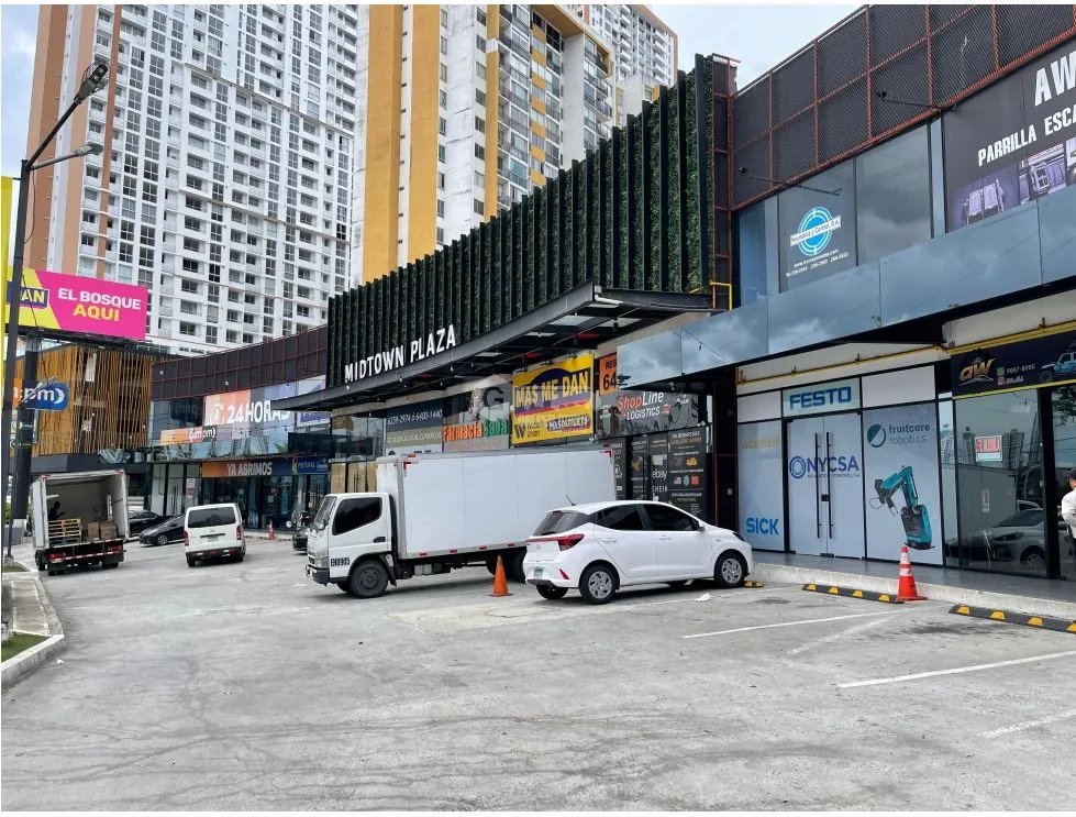 SE ALQUILA LOCAL EN MIDTOWN PLAZA TUMBA MUERTO CON MEZZANINE