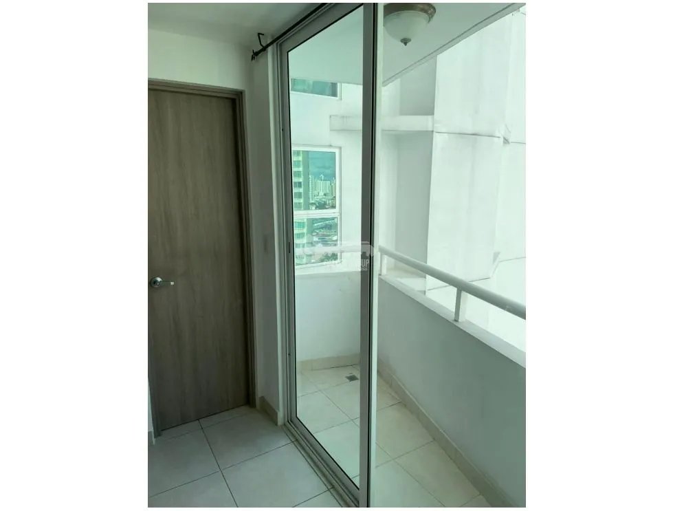 Apartment for sale in Edison Park