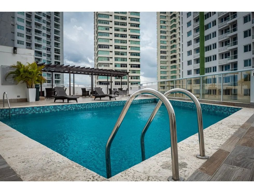 Apartment for sale in Edison Park