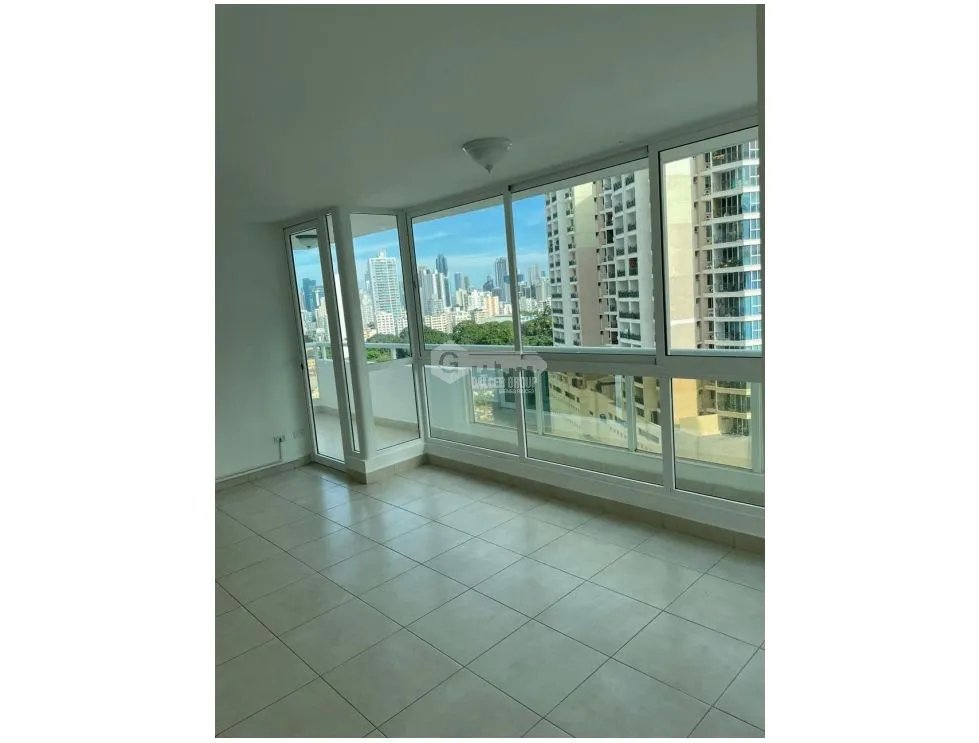 Apartment for sale in Edison Park