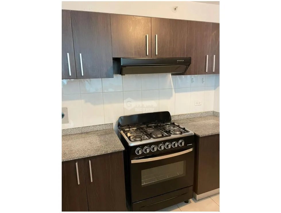 Apartment for sale in Edison Park