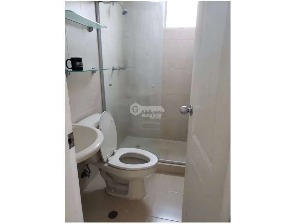 SE VENDE APARTAMENTO EN PH BELVIEW TOWER 80M 2 HABITACIONES CON BALCON