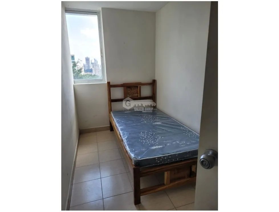 Apartment for sale in Edison Park