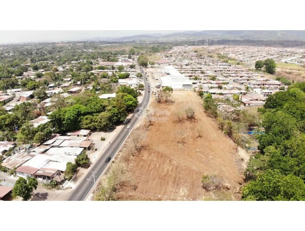 SE VENDE TERRENO EN PACORA  SOBRE VIA PRICIPAL 9000M AREA PLANA YG