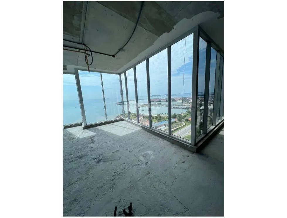 OFICINA / AVE. BALBOA / TORRE BOC INTERPLUS / 166M / 3 PARKING / YG