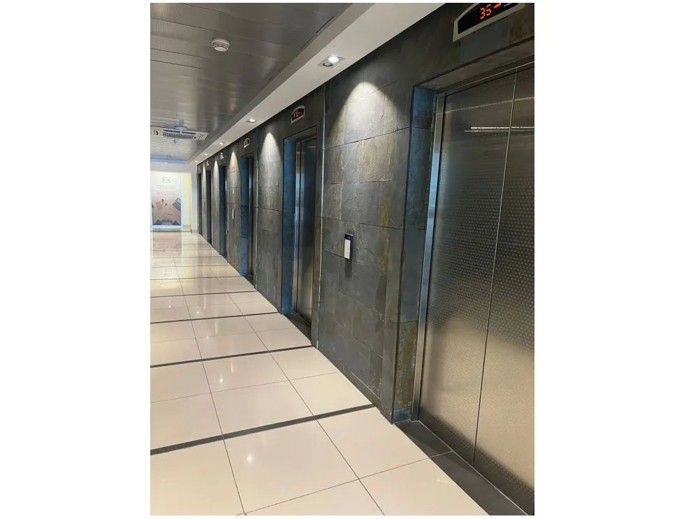 OFICINA / AVE. BALBOA / TORRE BOC INTERPLUS / 166M / 3 PARKING / YG