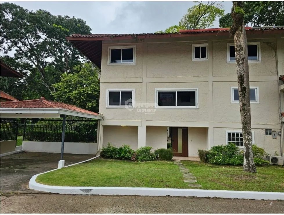 Single Family House for sale in Albrook