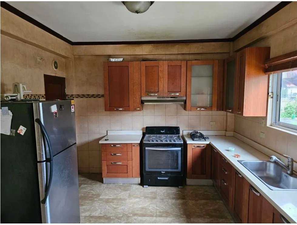 Single Family House for sale in Albrook