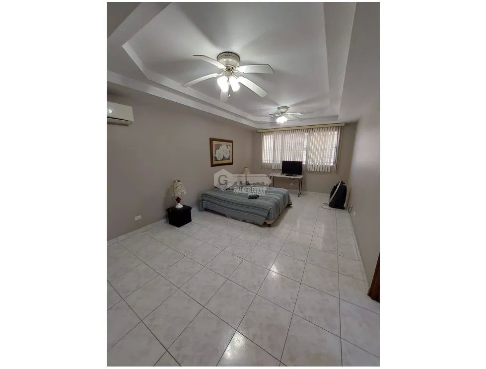 VILLA DE LAS FUENTES II / 400M / 2 PISOS / AMPLIA TERRAZA CON BAR