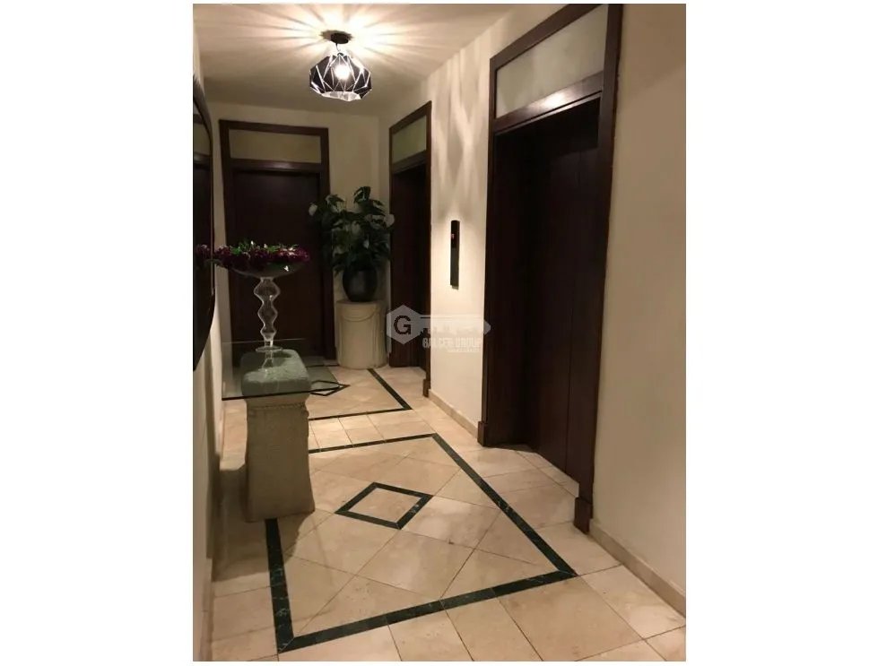 SE VENDE APARTAMENTO PH GOLDEN PALACE 354M 3 HABITACIONES 3 PARKING