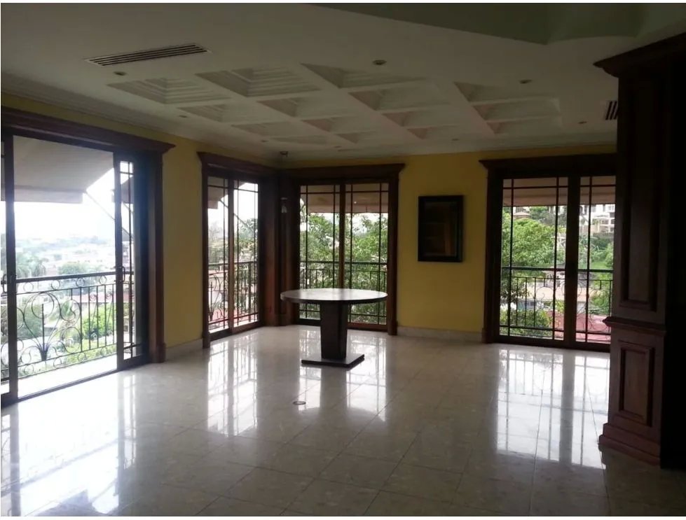ALTOS DE BETANIA / 400M / 3 HABITACIONES / 2 NIVELES / 4 PARKING