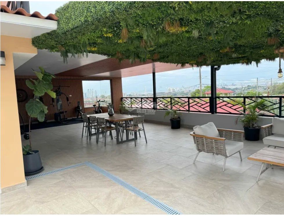 VILLA LUCRE / ALTOS DE SAN RAFAEL / 521M / 3 HABITACION / PISCINA