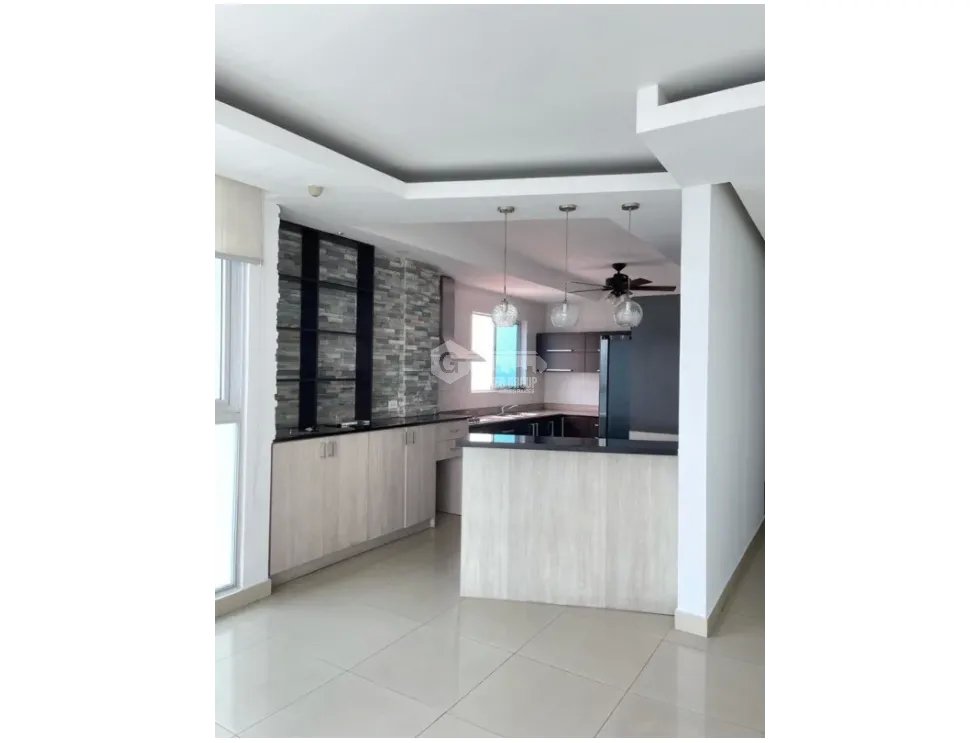 Apartment for sale in Coco del Mar