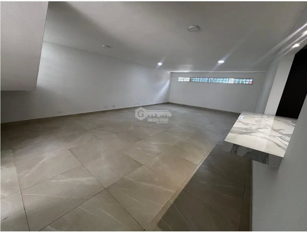 SE VENDE CASA EN SAN FRANCISCO PH FLAMINGO DE 4 HABITACION Y TERRAZA