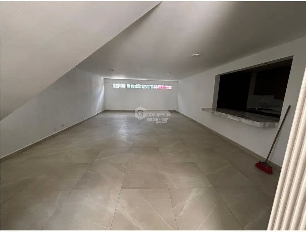 SAN FRANCISCO / URB. FLAMINGO / 240M / 4 HABITACION / 3 BAÑOS