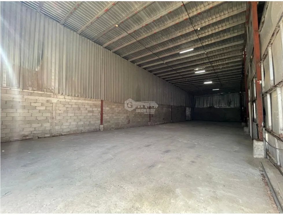 SE ALQUILA GALERA EN PARQUE INDUSTRIAL MAÑANITAS DE 561M CON TRIFASICA