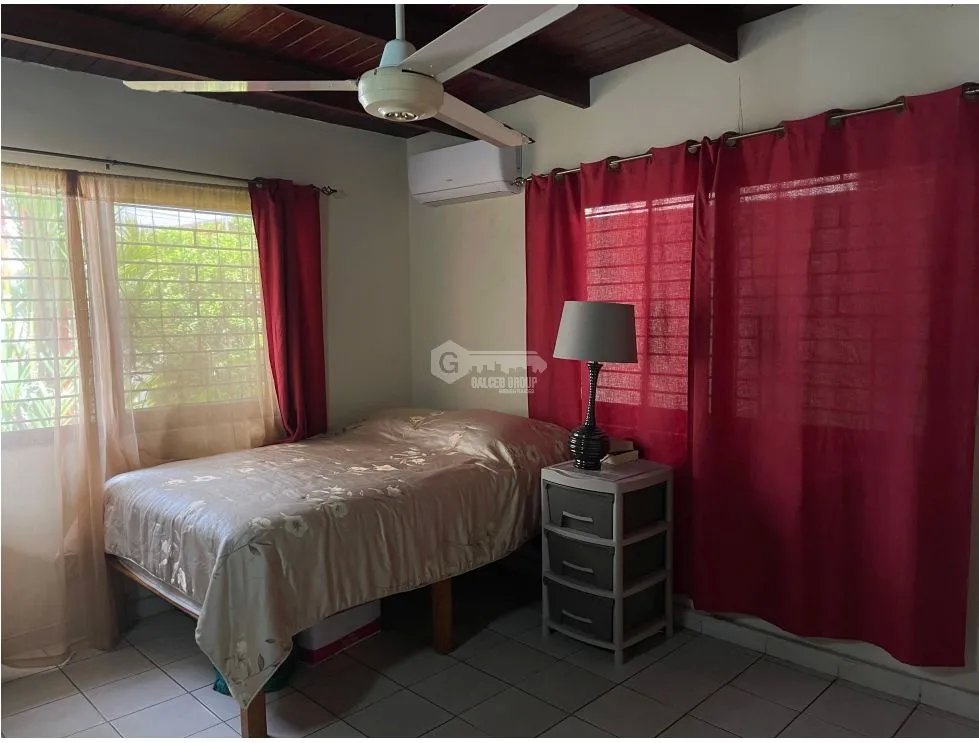 SE VENDE CASA EN HATO PINTADO 12 DE OCTUBRE DE 495M CON 3 HABITACIONES