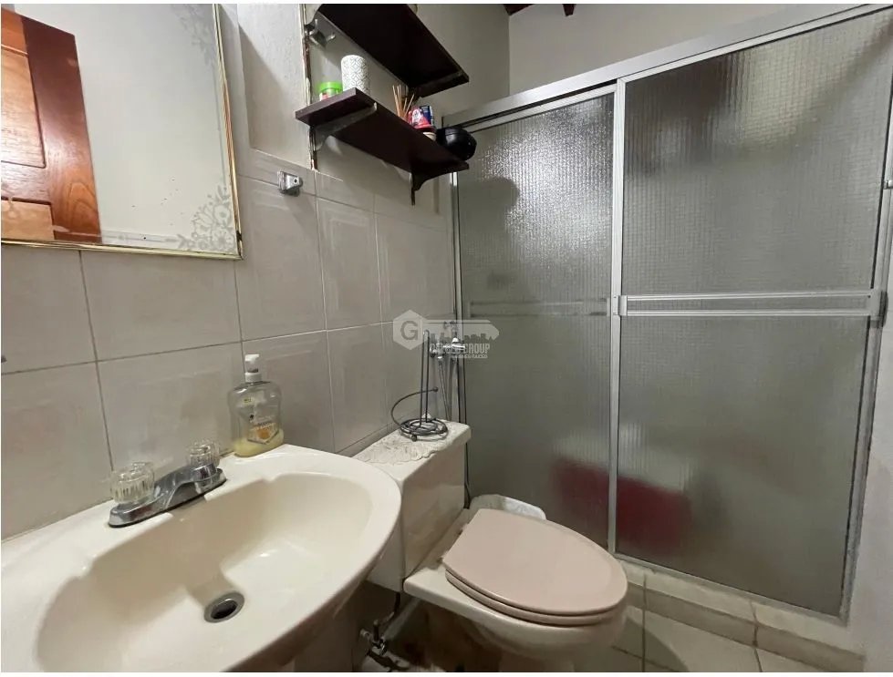 SE VENDE CASA EN HATO PINTADO 12 DE OCTUBRE DE 495M CON 3 HABITACIONES