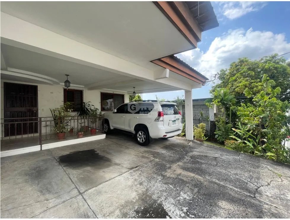 SE VENDE CASA EN HATO PINTADO 12 DE OCTUBRE DE 495M CON 3 HABITACIONES