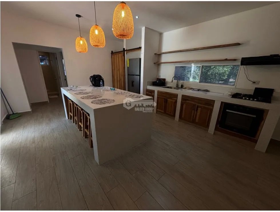 SE VENDE CASA DE 800M EN GORGONA A 1 CUADRA DE PLAYA MALIBU