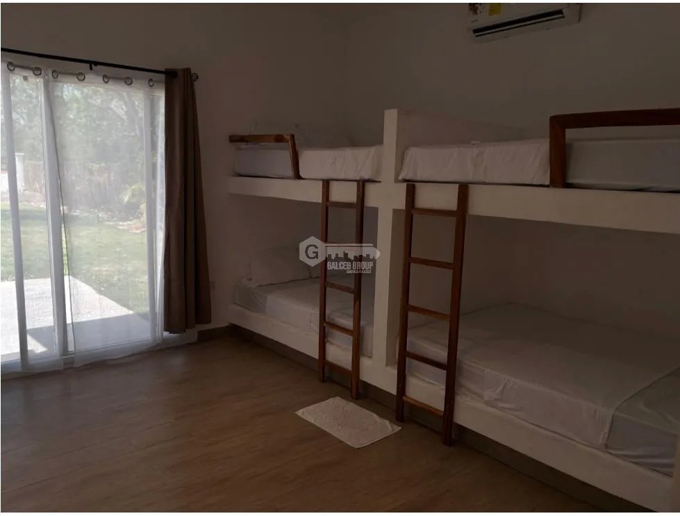 GORGONA / 800M / 3 HABITACIONES / PISCINA / A 1 CUADRA DE PLAYA MALIBU