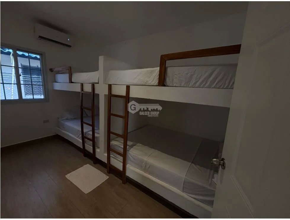 GORGONA / 800M / 3 HABITACIONES / PISCINA / A 1 CUADRA DE PLAYA MALIBU