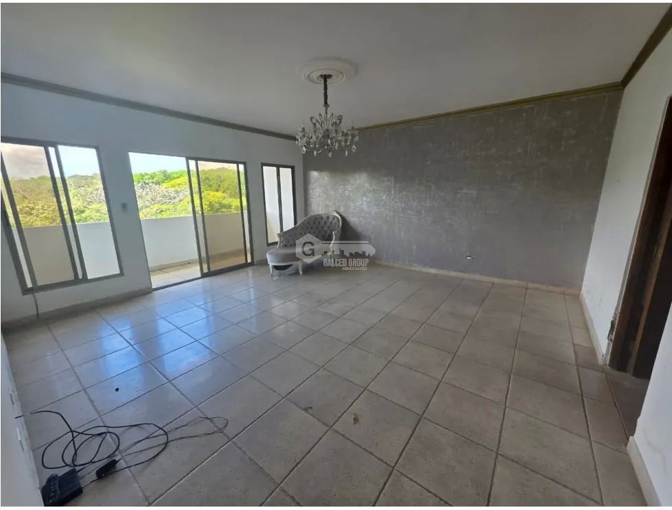 Single Family House for sale in Dos Mares