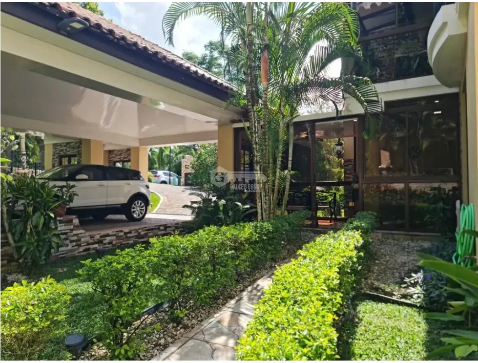 Single Family House for sale in Clayton