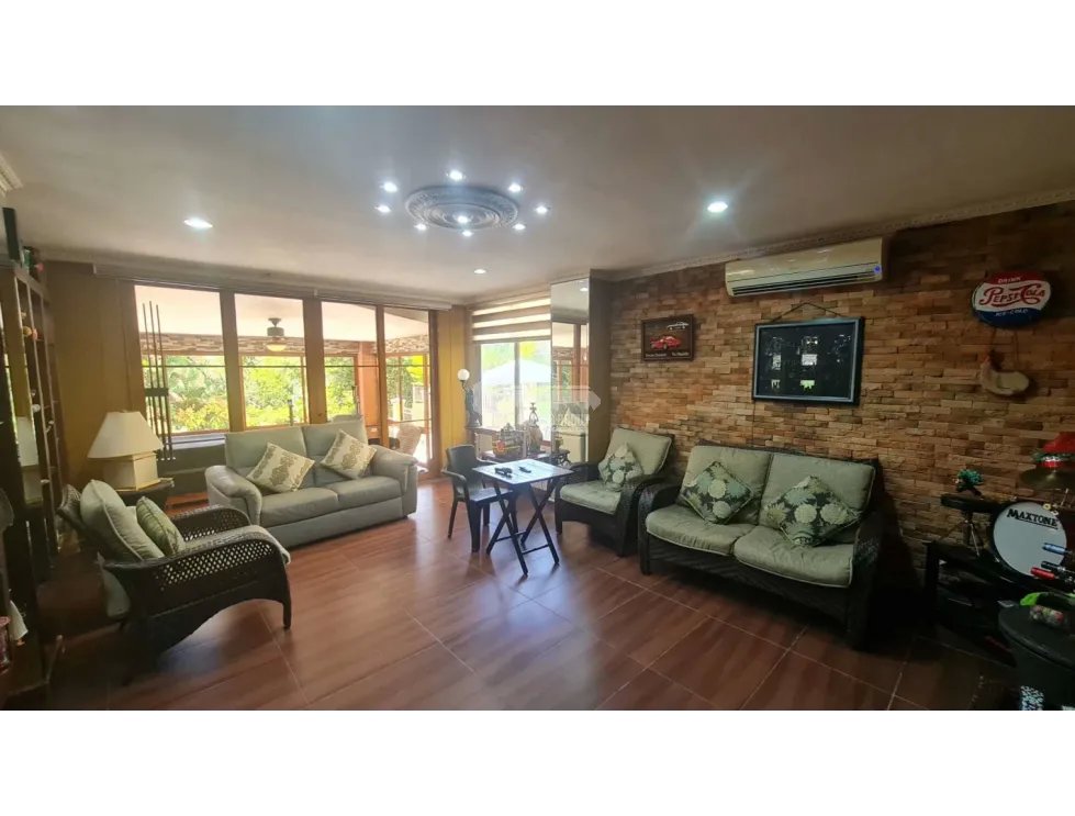 Single Family House for sale in Clayton
