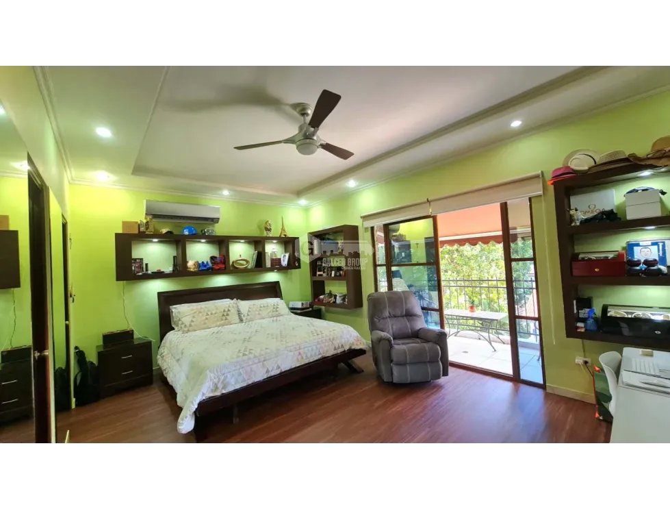 Single Family House for sale in Clayton