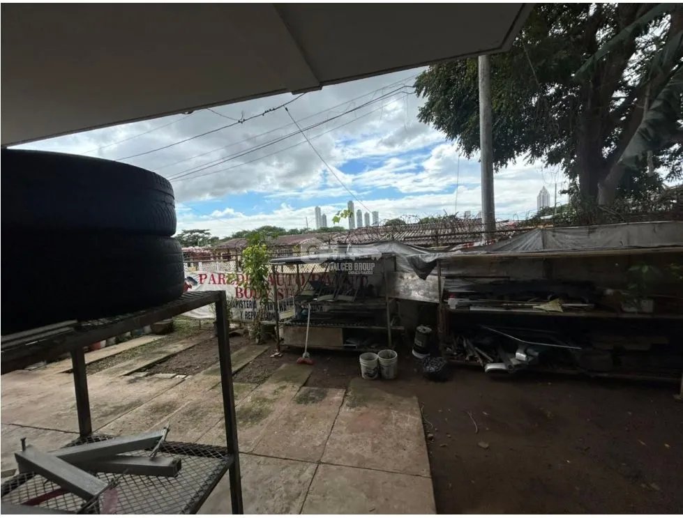 Warehouse for sale in Juan Diaz