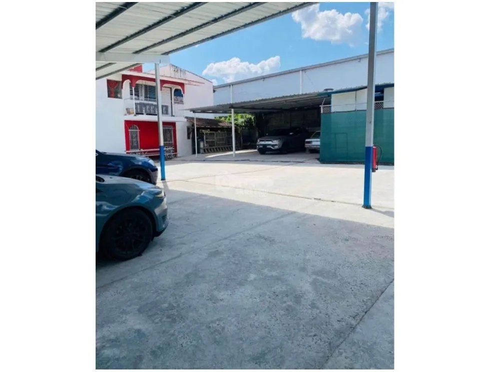 Warehouse for sale in Juan Diaz