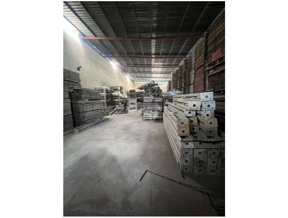 REMATE VENDO GALERA EN JUAN DIAZ AVALUO 500K, VENTA 360K  - 600m2