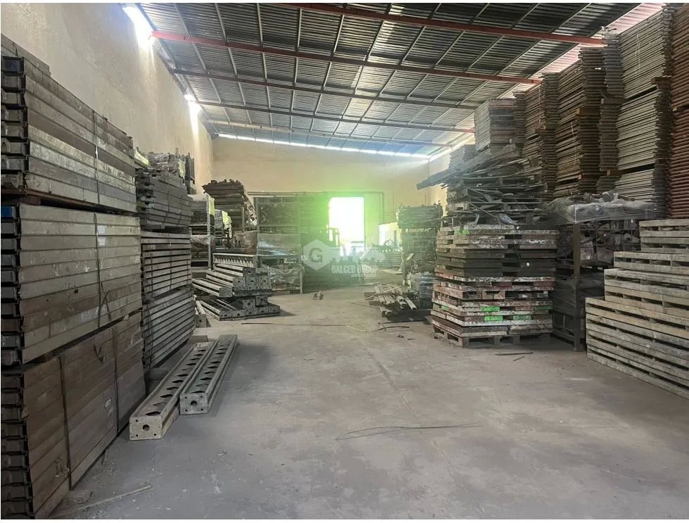 REMATE VENDO GALERA EN JUAN DIAZ AVALUO 500K, VENTA 360K  - 600m2