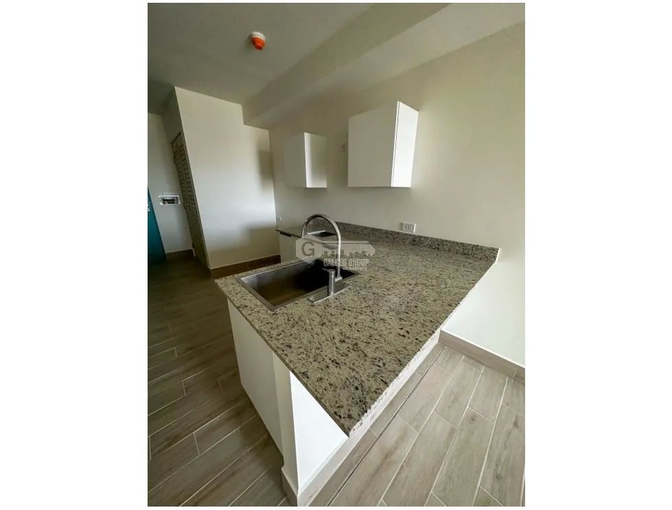 PLAYA CARACOL / 70m2 / 2 HABITACIONES / A ESTRENAR / VISTA AL MAR