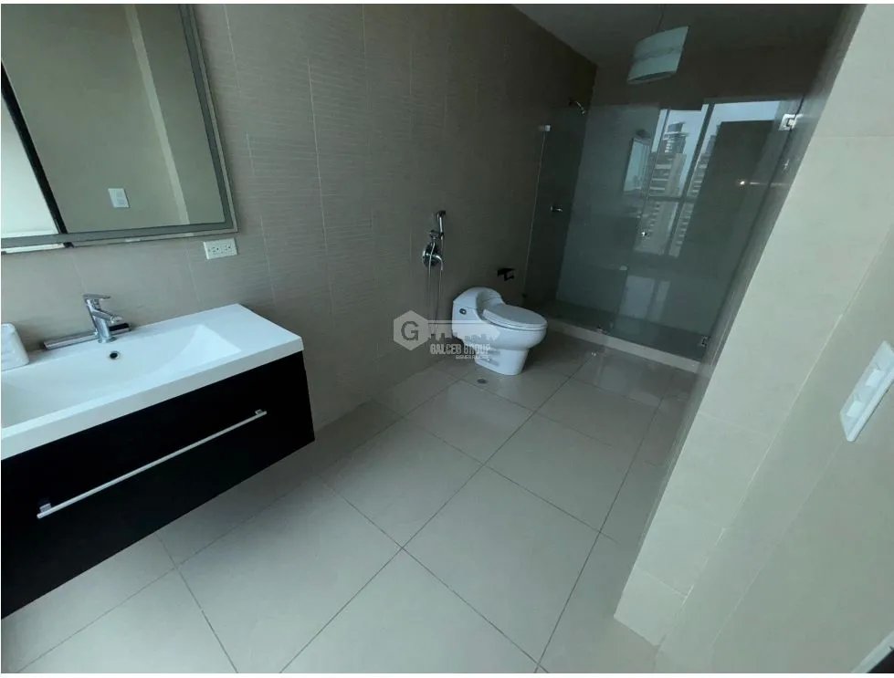 SE VENDE PENTHOUSE EN COSTA DEL ESTE PH TOP TOWER 236M AMOBLADO
