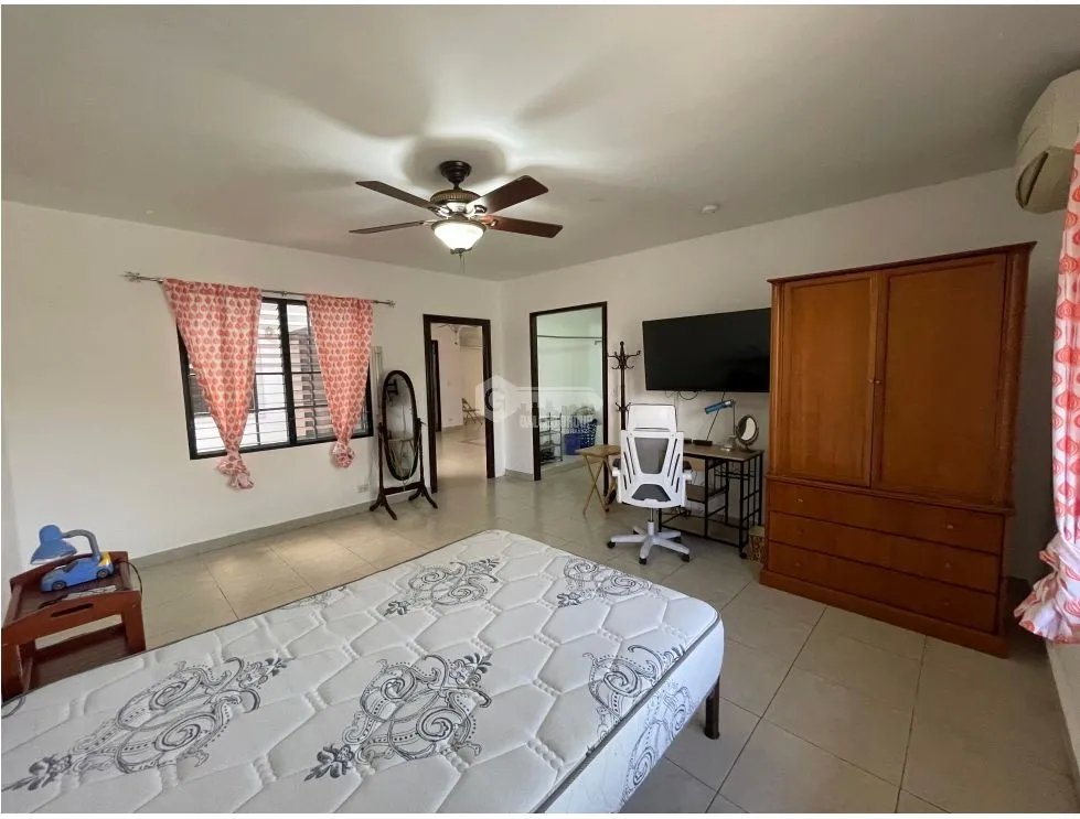 Single Family House for rent in Altos de Panama
