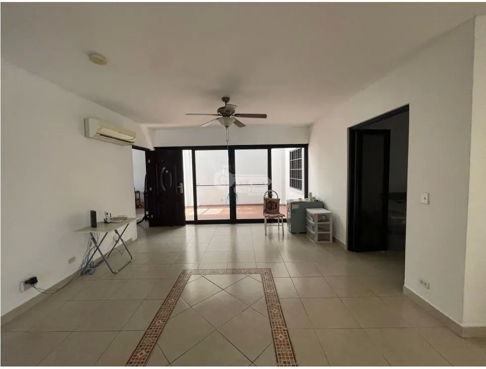 Single Family House for rent in Altos de Panama