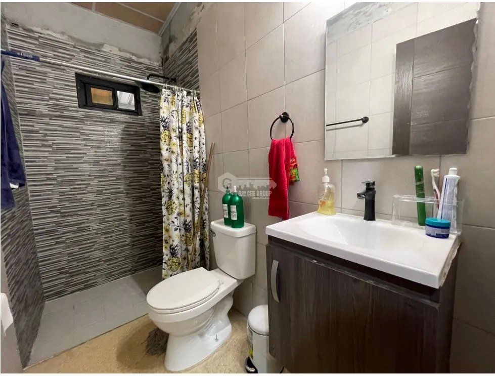 SE VENDE CASA EN SAN ISIDRO RES. CAMPO VERDE DE 3 HABITACIÓNES Y PATIO