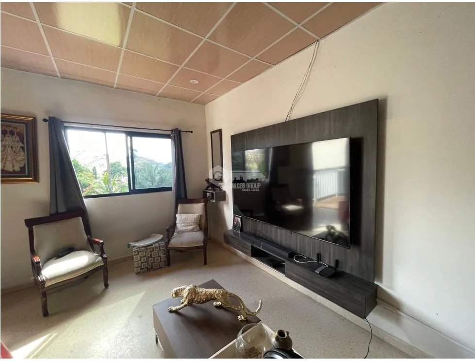 SE VENDE CASA EN SAN ISIDRO RES. CAMPO VERDE DE 3 HABITACIÓNES Y PATIO